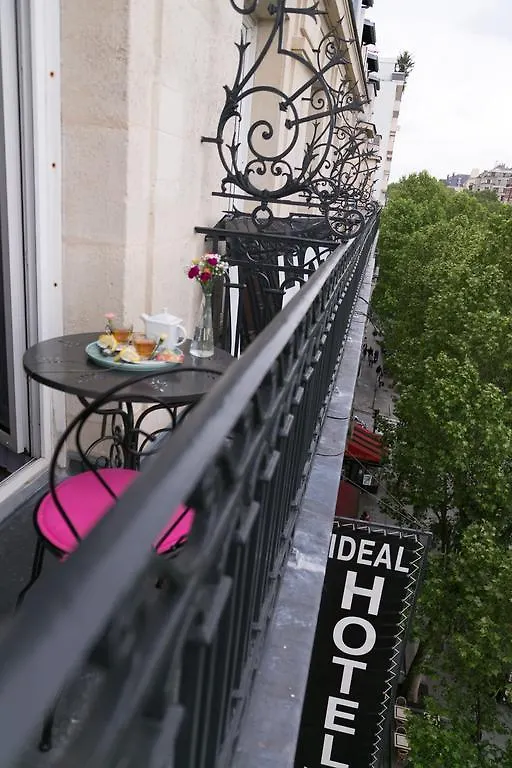 Idéal Hôtel Design París 3*,