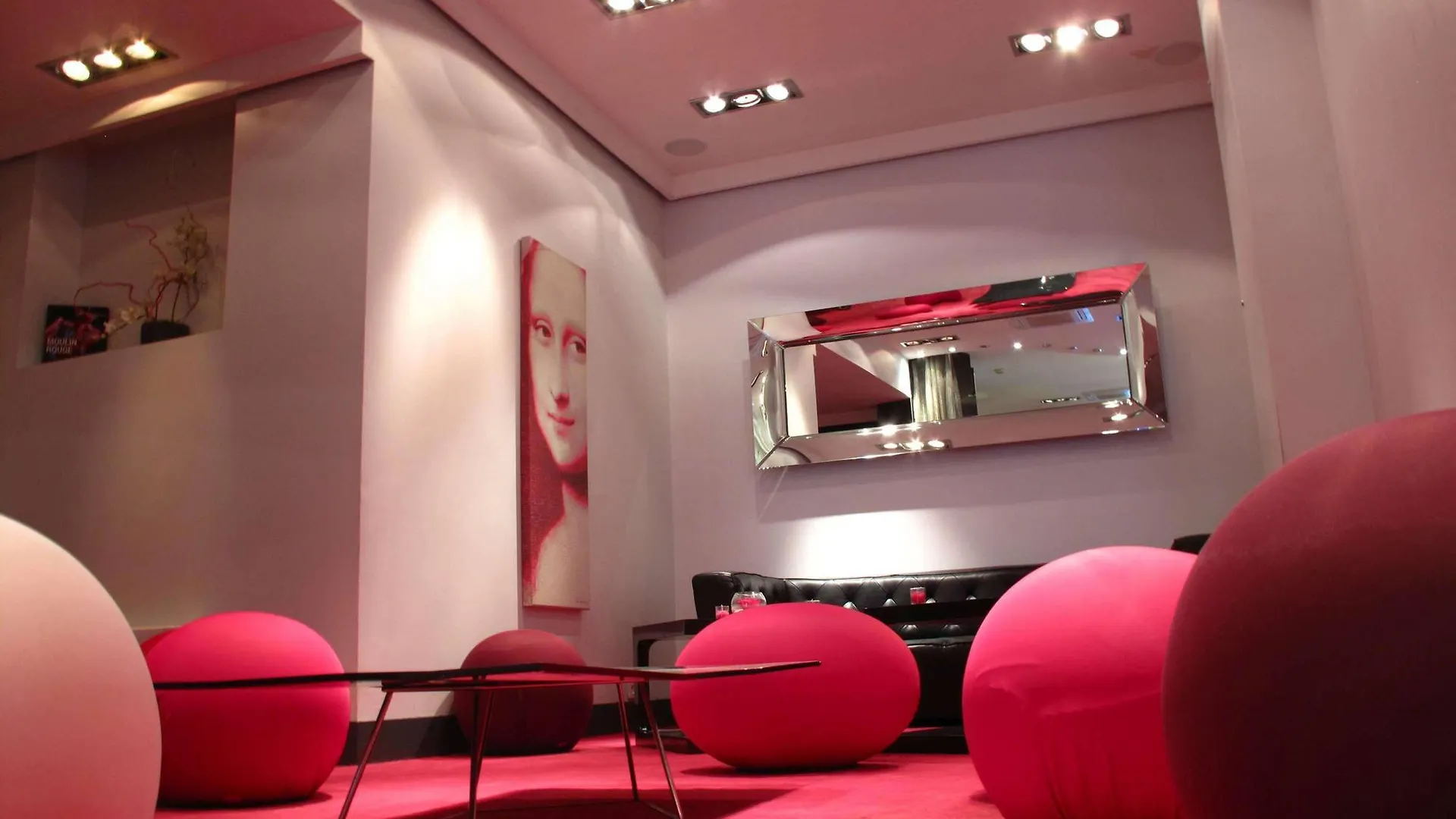 Idéal Hôtel Design París 3*,