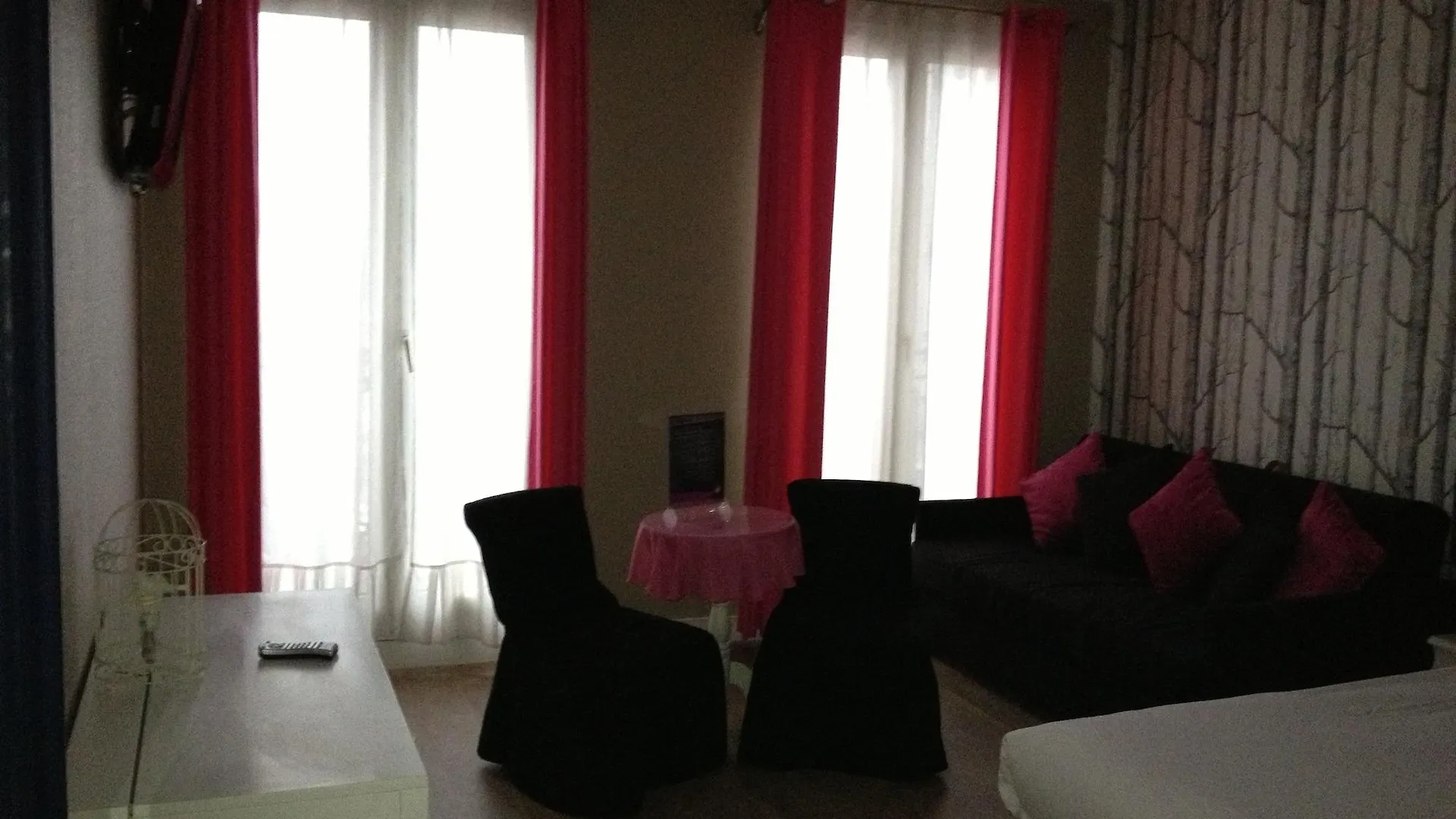 Ideal Hotel Design Paris 3*,  France